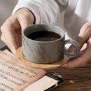 LUKA: Juego de 4 tazas de espresso de porcelana apilables 6 oz con platillos y soporte de metal, gris